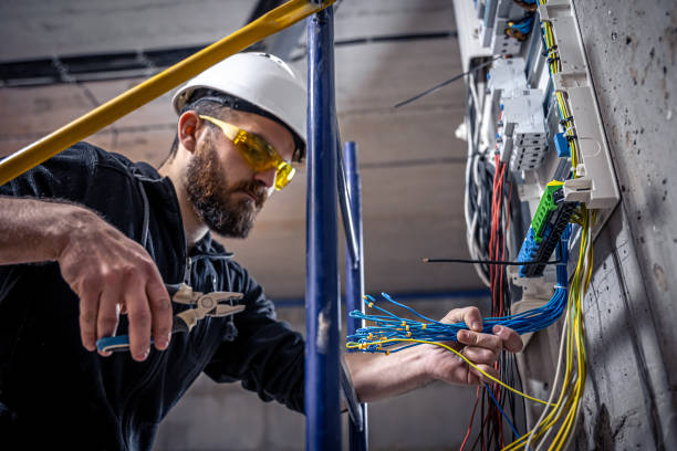 Best Affordable Emergency Electrician  in Smith Mills, MA